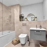 46 Citygate Apartment